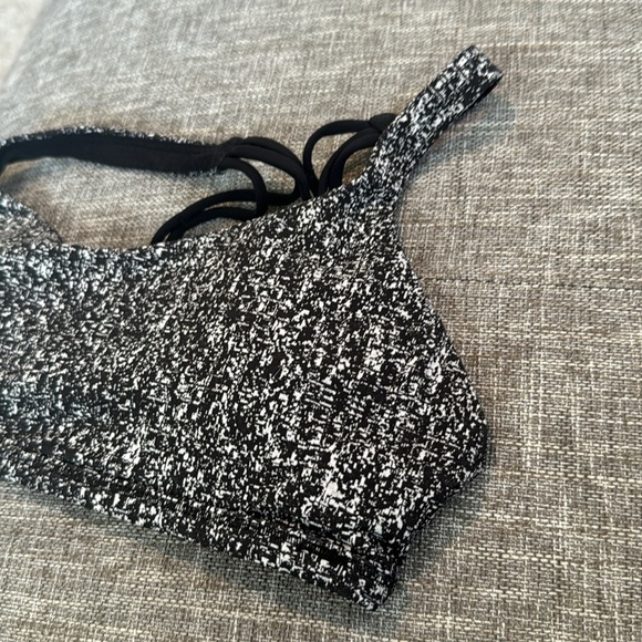 Lululemon Free To Be Bra Daisy Dust Alpine White Black Sz 6 - Picture 7 of 7